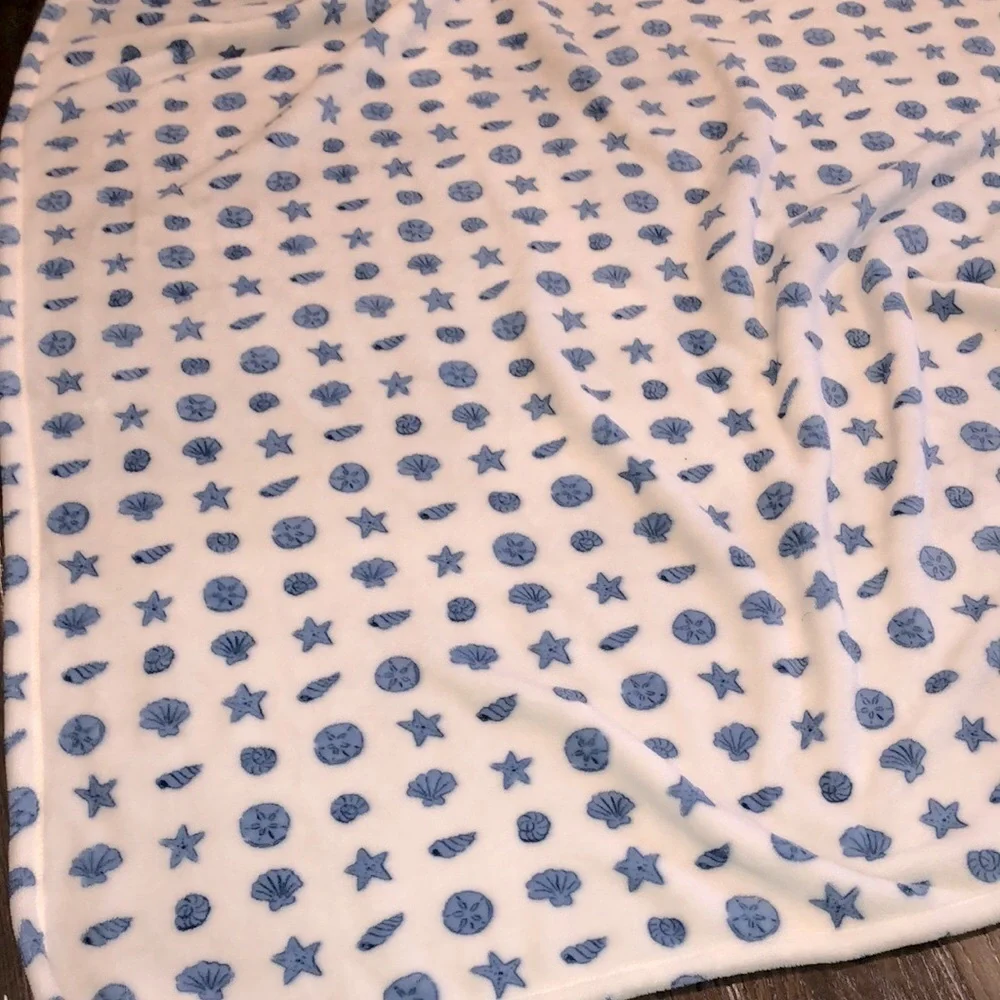 Target large blue and white super soft seashell beach print throw